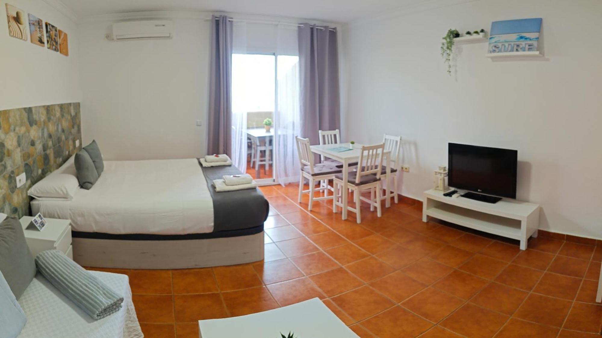 Benalbeach Casa Kito Suite 1ª Linea De Playa Benalmadena Bagian luar foto