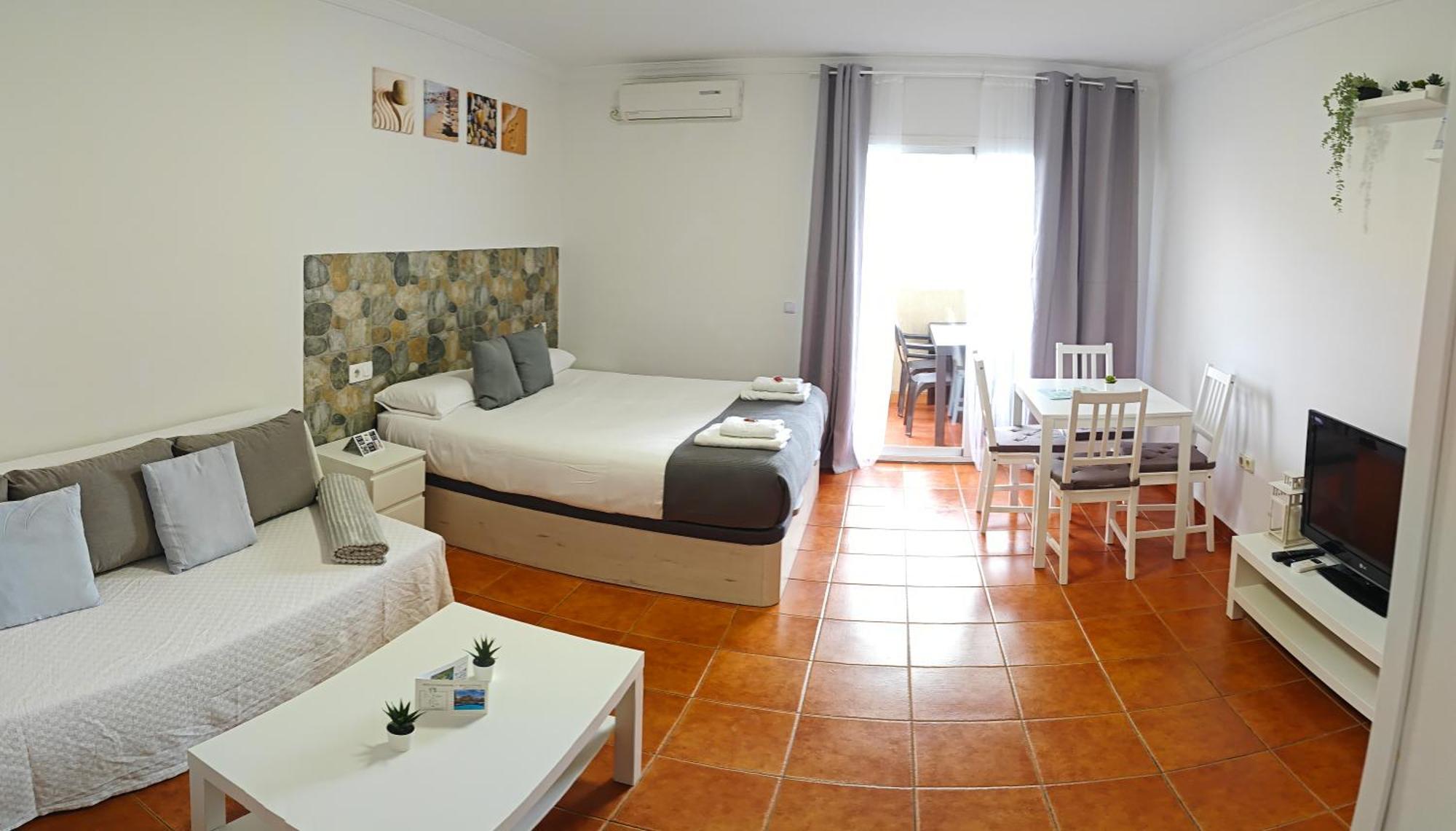 Benalbeach Casa Kito Suite 1ª Linea De Playa Benalmadena Bagian luar foto