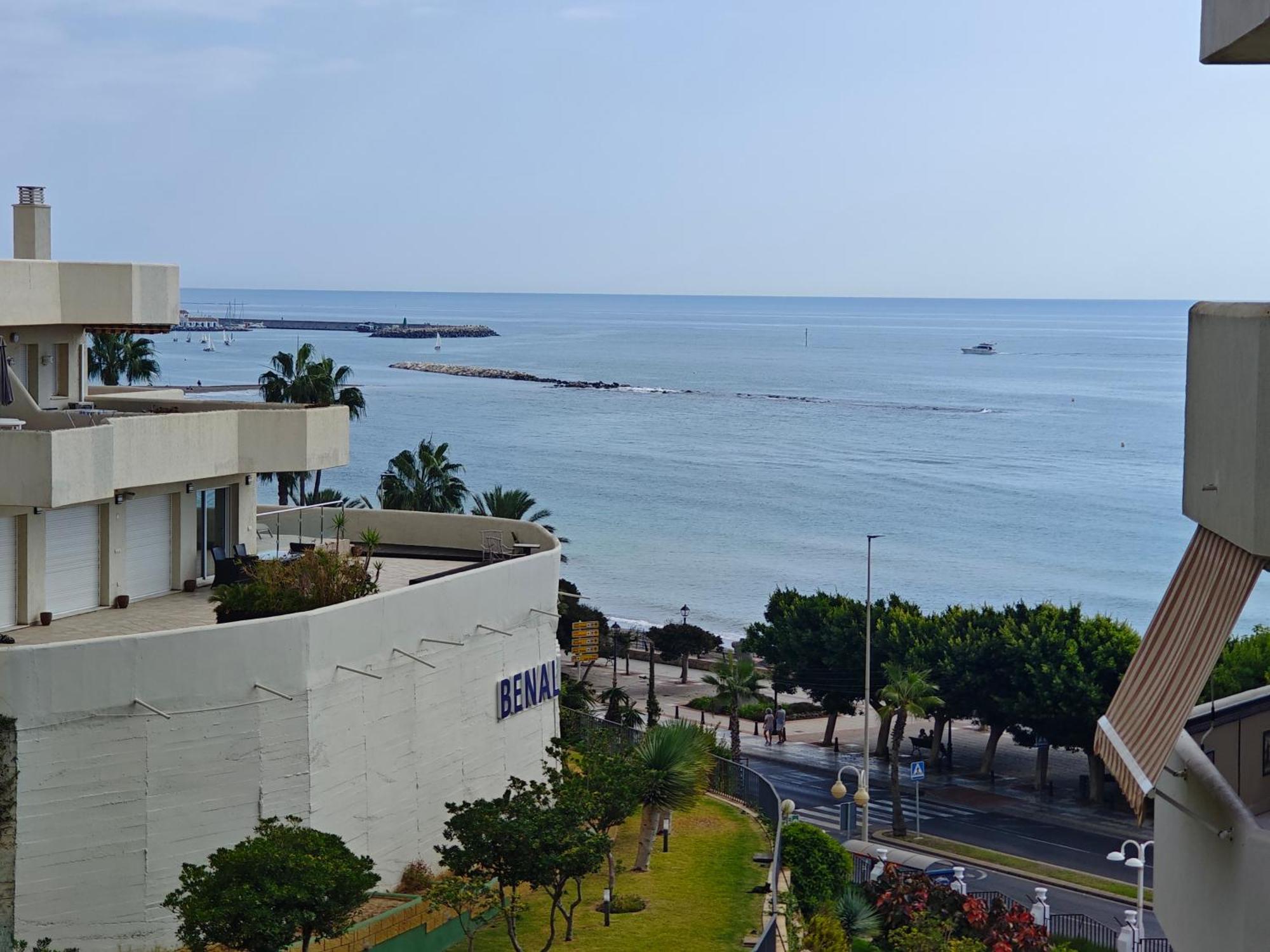 Benalbeach Casa Kito Suite 1ª Linea De Playa Benalmadena Ruang foto