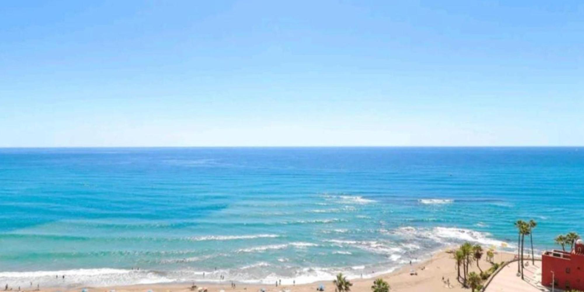 Benalbeach Casa Kito Suite 1ª Linea De Playa Benalmadena Bagian luar foto